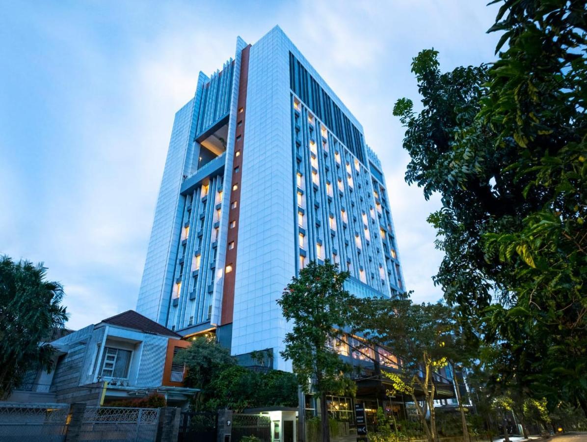 Grand Swiss-Belhotel Darmo Surabaya Bagian luar foto
